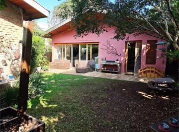 Casa de 3 quartos, São Paulo · Casa com 583 m² e 3 quartos à venda e para aluguel em Pinheiros