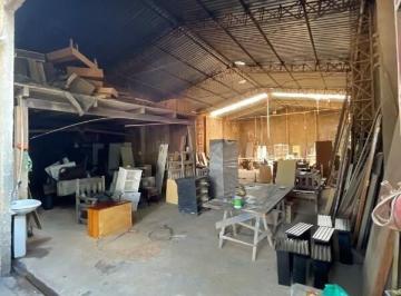 Comercial · 300m² · Barracão Comercial 