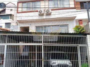 Casa · 214m² · 3 Quartos · 2 Vagas · Sobrado com 3 Quartos para Comprar, 214m² - Jardim Bela Vista, Santo André/SP.