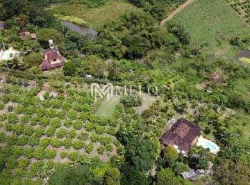 Rural · 3500m² · 11 Quartos · VENDO CHÁCARA EM CHÃ GRANDE 86 KM DO RECIFE E 18 DE GRAVATÁ  4 CASAS, 3 PISCINAS, CAMPO DE FUTEBOL, 