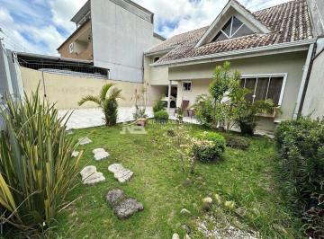 Casa · 218m² · 4 Quartos · SOBRADO - PINHAIS