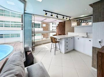 Apartamento · 3 Quartos · 4 Vagas · Cobertura duplex mobiliada com 3 suítes e 4 vagas à venda no Centro de Balneário Camboriú