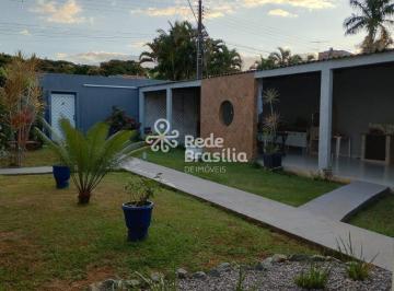 Casa · 200m² · 3 Quartos · 1 Vaga · Oportunidade imperdível para morar com conforto e praticidade no Condomínio Beija-Flor