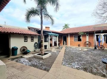Casa · 243m² · 3 Quartos · 2 Vagas · Casa Sobrado 3 Dormitórios, Bairro Campina, São Leopoldo