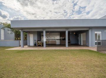 Casa · 256m² · 3 Quartos · 2 Vagas · Linda casa à venda em Dois Irmãos, no Centro, com 256,00 m² de área privativa