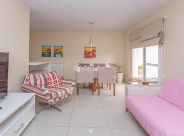 Apartamento · 67m² · 3 Quartos · 1 Vaga · Apartamento com 3 quartos, uma suíte e com sacada no Bairro Alto Petrópolis