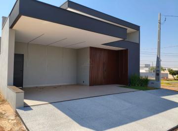 Casa · 152m² · 3 Quartos · 2 Vagas · Casa Moderna com 3 Suítes, Varanda Gourmet e Energia Solar