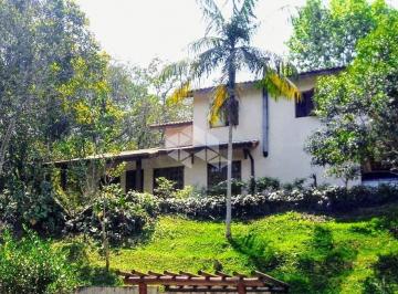 Casa · 260m² · 3 Quartos · 5 Vagas · Casa a venda na Granja Vianna em condomínio seguro com portaria 24h, 260 m2