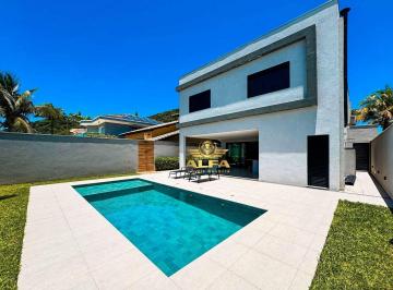 14575f0f7f38a9848403829b354e51221c8adfcd · Casa reformada no Condomínio Pernambuco II Guarujá; 5 dormitórios; gourmet + piscina; alto padrão |