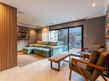 Casa · 381m² · 3 Quartos · 3 Vagas · Sobrado para venda em Planalto Paulista com 3 quartos, sendo 2 suítes, 381m²