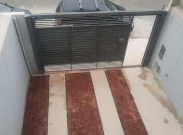 Casa · 80m² · 2 Quartos · 2 Vagas · Sobrado para Venda por R$300.000,00 com 125m², 2 dormitórios, 1 suite e 2 vagas - Jardim luana, Itaq