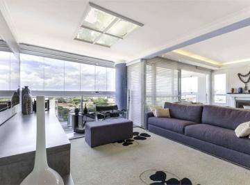 Apartamento de 4 quartos, São Paulo · Apartamento moderno a venda em Vila Leopoldina com 3 suítes e 4 vagas.