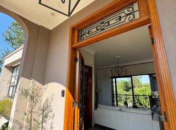 Casa de 3 quartos, Águas de São Pedro · CASA condomínio - Águas de São Pedro