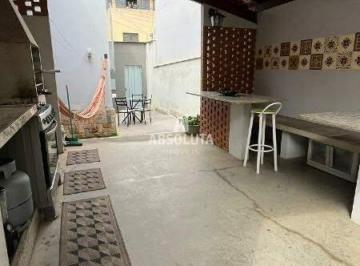 Casa · 127m² · 2 Quartos · 1 Vaga · Casa plana a venda no bairro Arcádia