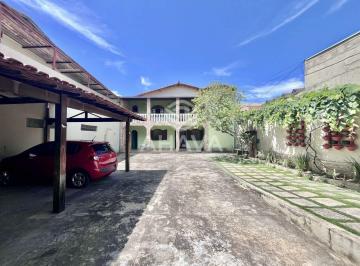 Casa · 360m² · 6 Quartos · 4 Vagas · Casa com 6 Quartos sendo 3 Suítes à Venda, 360m², 4 Vagas, Bairro Copacabana, próximo a Avenida Cent