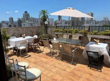 Apartamento · 362m² · 4 Quartos · 2 Vagas · Cobertura à venda no Ponta da Praia em Santos.