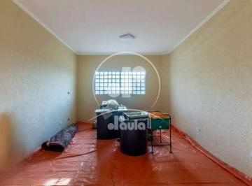 Casa · 300m² · 3 Quartos · 14 Vagas · Sobrado no Parque João Ramalho