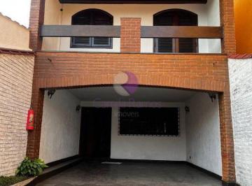 Casa · 210m² · 3 Quartos · 4 Vagas · Sobrado à Venda no Conjunto Residencial Irai – Suzano/SP