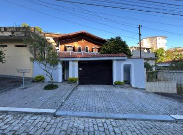 Casa · 198m² · 3 Quartos · 3 Vagas · Casa de vila para venda em Centro Alto com 3 quartos, sendo 1 suíte, 198m²