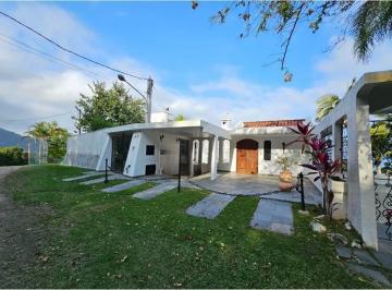 Casa · 427m² · 4 Quartos · Casa em condomínio para venda com 4 quartos, sendo 4 suítes, 427m²