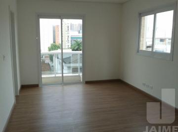 Comercial · 35m² · 1 Vaga · Conjunto comercial com sala, 2 banheiros, sacada e vaga com manobrista.