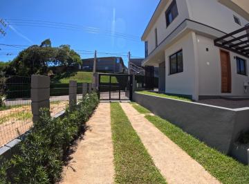 Casa · 73m² · 2 Quartos · 1 Vaga · Sobrado à Venda no bairro Ambrósio Garopaba-SC