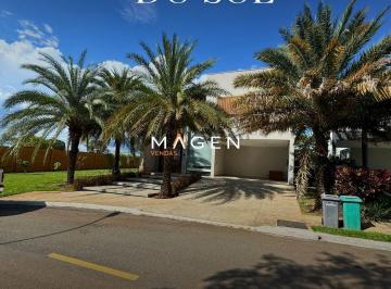 Casa · 402m² · 4 Quartos · 6 Vagas · Sobrado no Portal do Sol Green - Casa Brise 520 m²