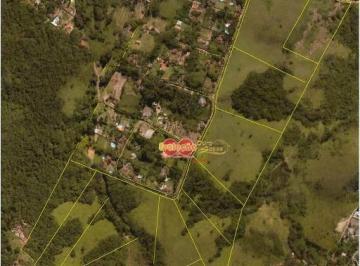 1811f6c991251607419a57c5448e84e0bb1aa537 · Terreno Rural / Iara