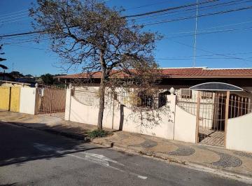 c62605f7c27c4285e433744bd44b1cff51b860bf · CASA AMPLA COM EXCELENTE ESTRUTURA, 3 SUÍTE E 4 VAGAS DE GARAGEM.