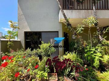 5eb0d6d2ef705cf3d6ab0f1d2eb51a9a16a739d5 · Casa à venda em Condomínio Fechado na Praia das Pitangueiras no Guarujá I Omega Imoveis