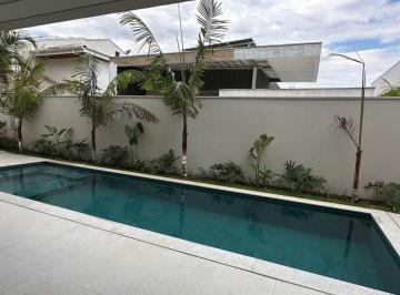 Casa · 334m² · 4 Quartos · 4 Vagas · Casa com 4 quartos à venda Condominio Jardins Gênova - Uberlândia/MG