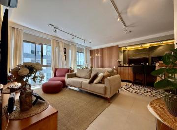 40c02604e9a6c75e72a6ec6ad0a9d3ea15846af4 · Apartamento com 2 suítes à venda em Florianópolis/SC! Mobiliado e decorado, 88 m² e 1 vaga coberta -