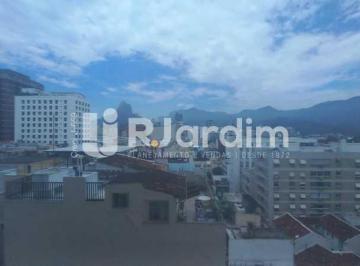 Comercial · 34m² · 1 Vaga · Sala Comercial | 32 m² | 1 Vaga | Vista Livre | Ar Central | Pronta para Uso