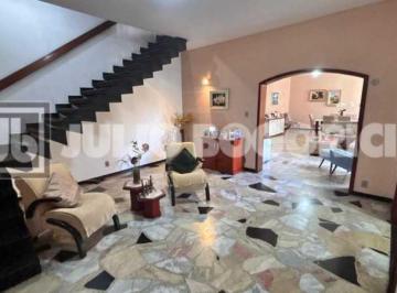 Casa · 360m² · 3 Quartos · 6 Vagas · Maravilhosa casa - 3 quartos (3 suítes) - 4 vagas - 360m2 - Méier