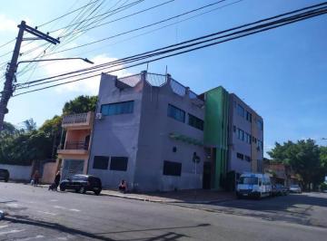 Comercial · 710m² · 1 Quarto · Ponto Comercial para Venda por R$1.600.000,00 com 710m², 10 banheiros, 8 salas e 1 porta - Vila curu