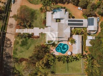 Casa · 751m² · 5 Quartos · 4 Vagas · Mansão Térrea na Fazenda Vila Real – 5 Suítes, Piscina Orgânica e Terreno Plano de 6.135 m²