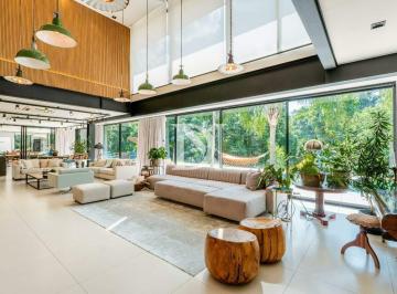 Casa · 822m² · 5 Quartos · 2 Vagas · Casa Contemporânea com Estrutura Metálica à Venda no Fazenda Vila Real de Itu | Vista para Mata e Pr