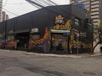 Foto 01 · Galpão Comercial de 300m² em Localização Estratégica Próximo ao Shopping Morumbi