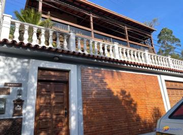 Foto 01 · Imperdível: Casa de Luxo na Várzea, Teresópolis-RJ! 3 Quartos, 2 Suítes, Vista Panorâmica e Área de 