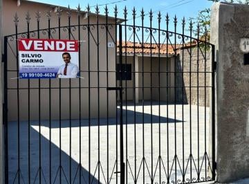 Casa de 3 quartos, Mogi Guaçu · Casa com 200 m² de terreno com 3 quartos à venda no Jardim Chaparral