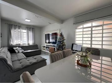 Casa · 126m² · 3 Quartos · 2 Vagas · Sobrado de Esquina! Aceita Financiamento e FGTS!