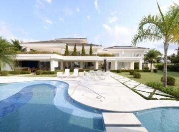 Casa · 1122m² · 8 Quartos · 6 Vagas · Casa em condomínio para Venda por R$12.000.000,00 com 2000m², 8 dormitórios, 8 suites e 6 vagas - Ba