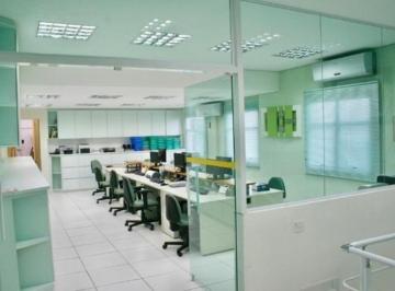 Comercial · 613m² · 1 Quarto · Sala Comercial para Venda por R$1.900.000,00 com 613m², 5 banheiros, 1 cozinha e 6 salas - Alto da m