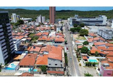 Comercial · 800m² · 16 Quartos · 4 Vagas · Prédio de Esquina com 800 m² para Uso Comercial e Residencial em Capim Macio