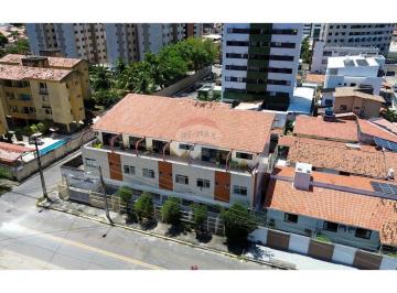 Comercial · 800m² · 16 Quartos · 4 Vagas · Prédio comercial de esquina com 6 lojas e unidades residenciais — Capim Macio