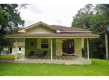 Rural · 150m² · 3 Quartos · 2 Vagas · CHÁCARA QUATRO BARRAS - PR