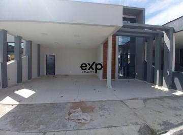 Casa · 230m² · 3 Quartos · Casa de Alto Padrão no Condomínio Casas de Milão - Totalmente Reformada e Pronta para Morar