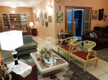 Casa · 252m² · 3 Quartos · 3 Vagas · Casa à Venda em Vila Lusitânia - SP