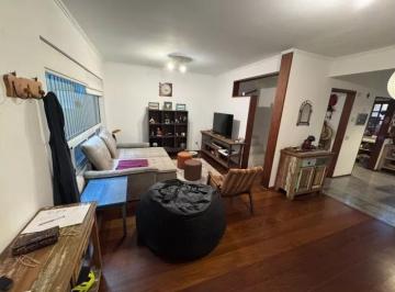 Casa de 3 quartos, São Paulo · Excelente sobrado no Jardim Rizzo, com quintal e churrasqueira próximo a USP