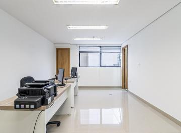 Comercial · 30m² · 4 Quartos · 1 Vaga · Sala comercial na Rua Galvão Bueno, N. 396 - 43 • 30 m²
